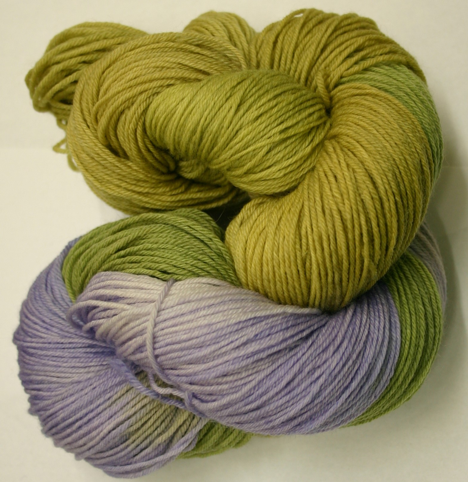 Ivy Brambles Enrapture Light Yarn - 026 Morning Glory