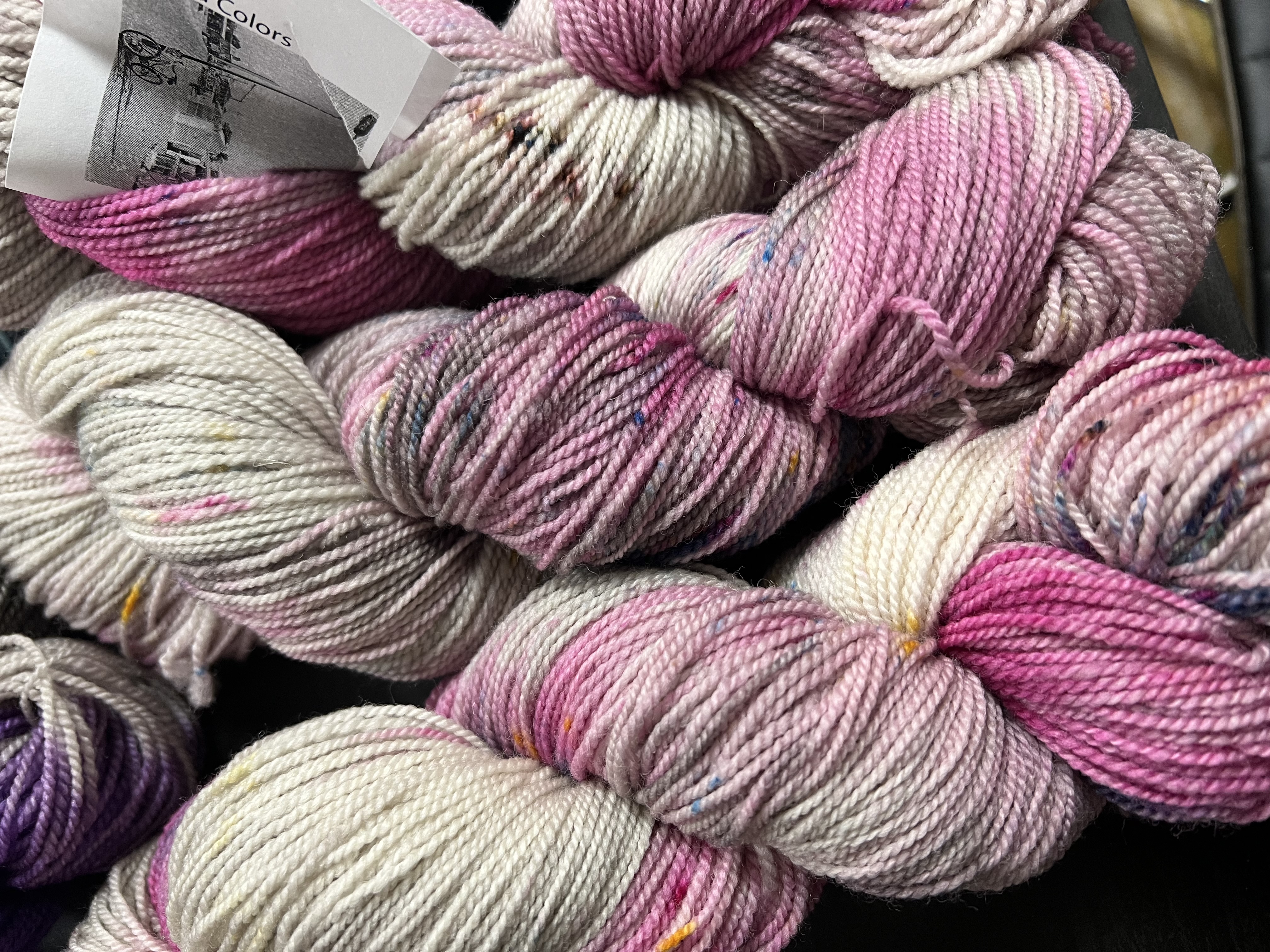 Ivy Brambles Superwash Worsted Yarn #604 Pink Speckles